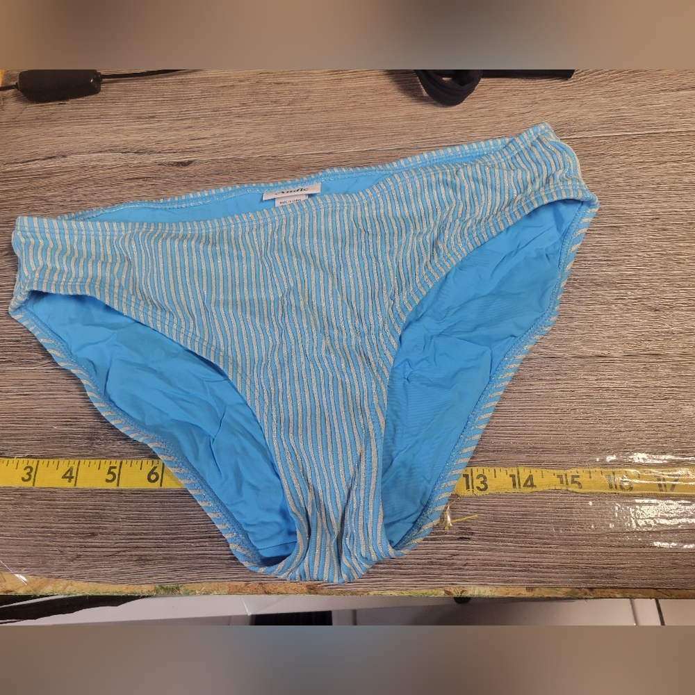 Andie NWOT Blue Striped Swimsuit Bikini Bottom Size Medium